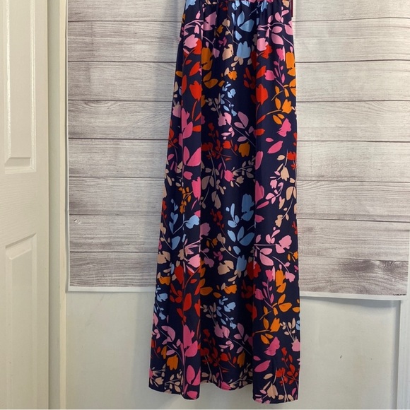 NWT Vince Camuto Navy Floral Maxi Halter Dress With Scarf - Size: 6 - Picture 5 of 11